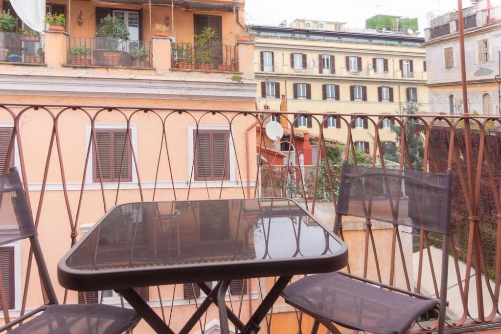 Art Atelier Terrazza Borgo Apartamento *
